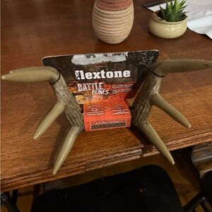 Flextone Battle Bones Game with Olive Accents